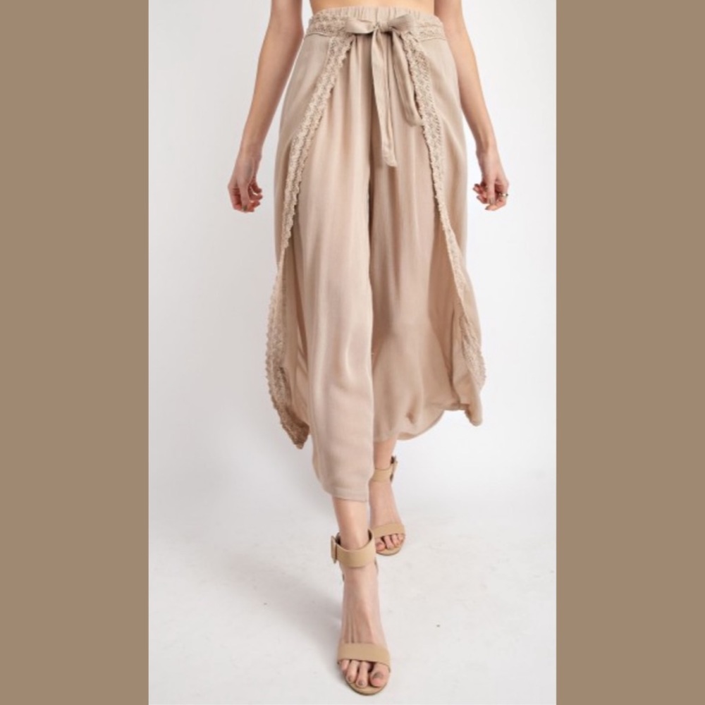 Lace Culottes Wide Leg Pants Khaki - Picture 2 of 5